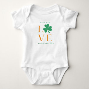 Made mit Liebe Irish Kleeblatt Green und Orange Baby Strampler