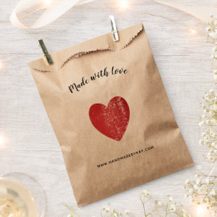 Made with Liebe ・ Crimson Red Heart Handmade Geschenktütchen