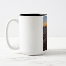 Madrid — Sonnenuntergang über Callao Mug