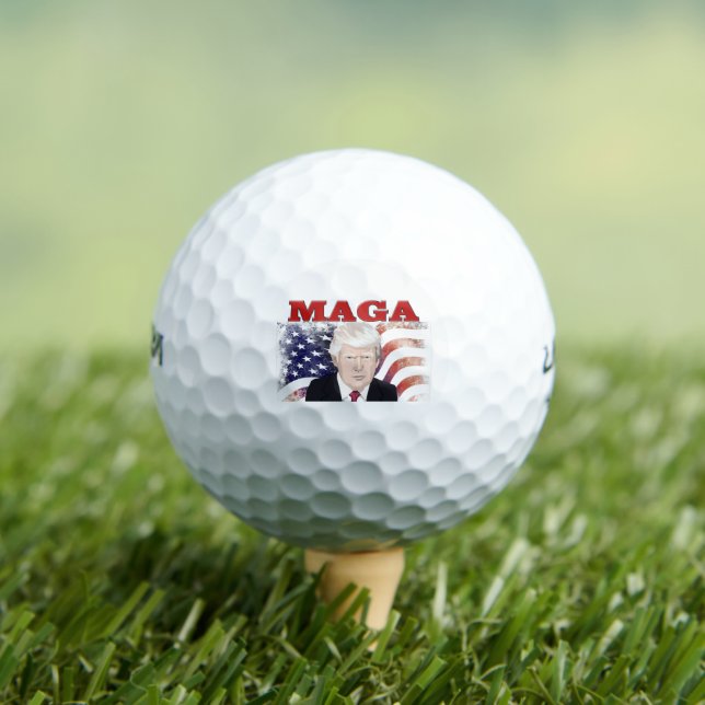 MAGA American Flag Trump roter Text Golf Balls Golfball (Insitu T-Shirt)