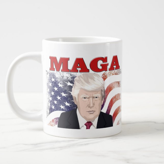 MAGA American Flag Trump roter Text Jumbo-Tasse (Links)