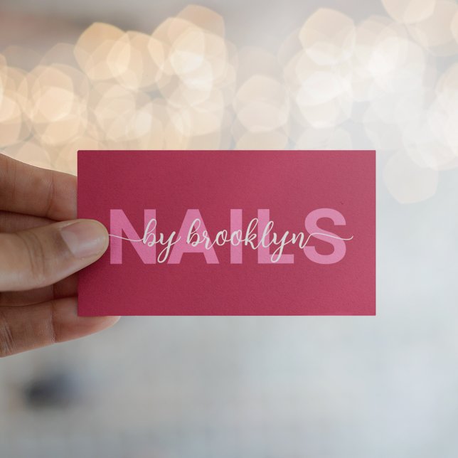 Magenta Pink Moderne Typografie Nail Artist Visitenkarte (Von Creator hochgeladen)