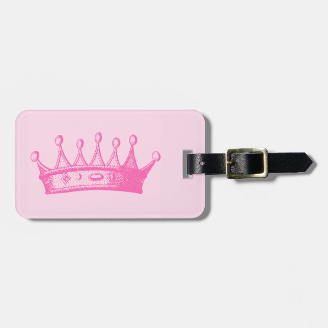 Magenta Princess Crown auf rosa Hintergrund Gepäckanhänger (Vorderseite horizontal)