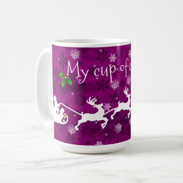 Magenta Santa's Sleigh and Rentier Coffee Tasse (Vorderseite Links)