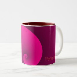 Magenta Spiral Monogram Modern Trendy Chic Zweifarbige Tasse