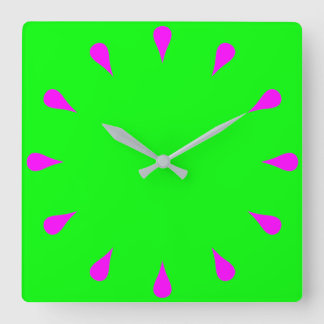 Magenta-Teardrops Quadratische Wanduhr