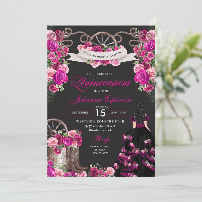 Magenta und Black Cowgirl Western Quinceanera Einladung (Stehend Vorderseite)