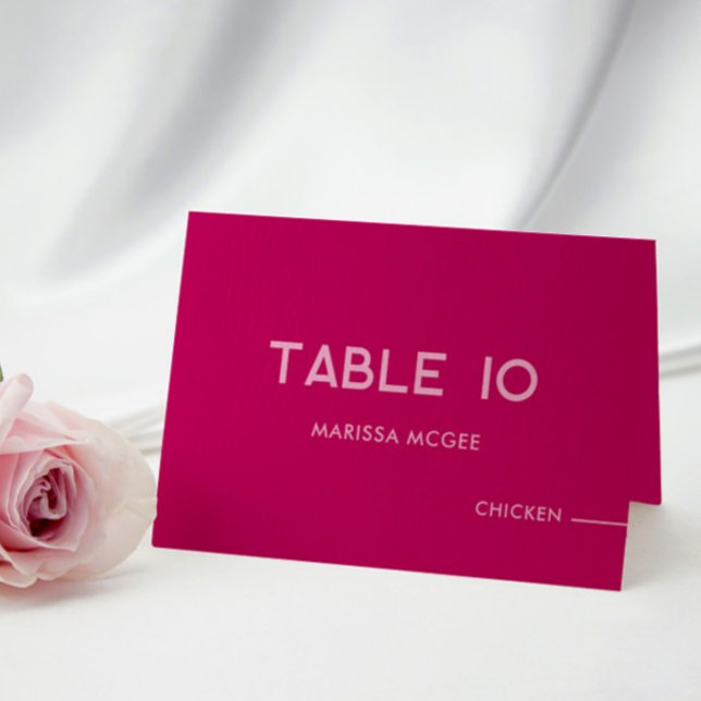 Magentafel, Name und Platzkarte der Speisen (Von Creator hochgeladen)