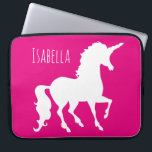Magentarote heißes Rosaunicorn-Silhouette Laptopschutzhülle<br><div class="desc">Personalisiertes Girly Rosa oder kundenspezifische Farbe,  Unicorn-Silhouette scherzt Laptop-Kasten. Personifizieren Sie dieses Spaß- und Unicorngeschenk im weißen Schriftart. Silhouette von Unicorn auf einem hellen Magentahintergrund des heißen Rosas. FERTIGEN Sie zur Änderungshintergrundfarbe besonders an. Spaßgeschenk für Kinder,  Tweens und Teens die Liebe Unicorns und magische Geschöpfe. Bunt,  modern und stilvoll.</div>