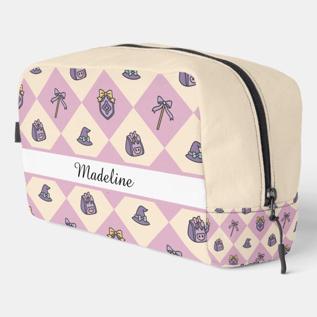 Magic Academy Wizard School Name Travel  Pink Waschbeutel (Rechte Ecke)