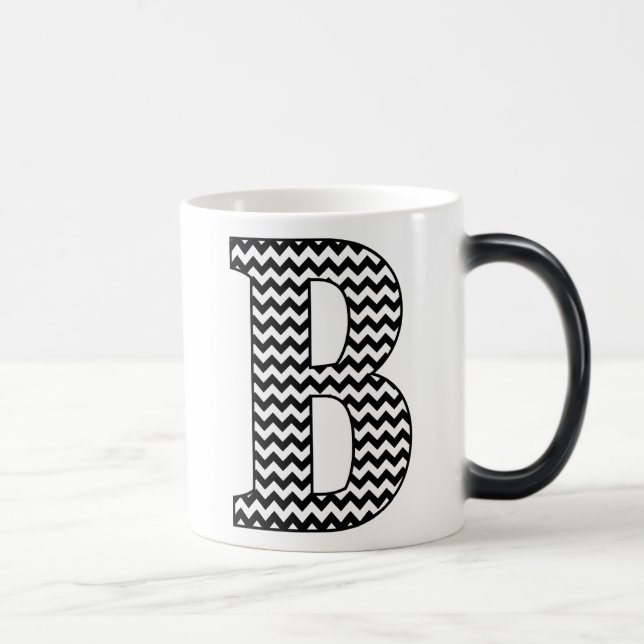 Magic Chevron noir et blanc B Monogramme Mug de morphing (Droite)