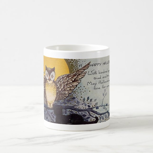 Magic Joyeux Halloween Kindred Spirits Owl Morph Mug (Centre)