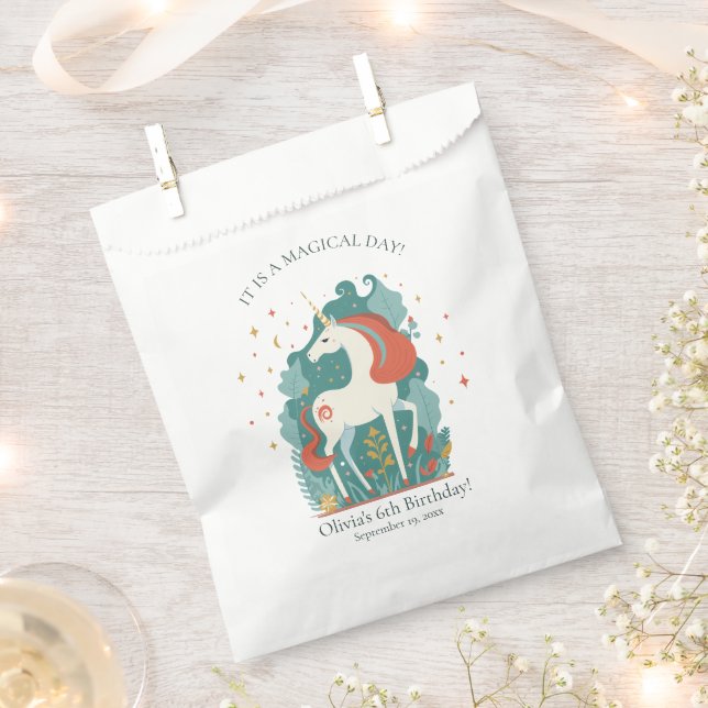 Magical Unicorn Birthday Geschenktütchen (Ausgeschnitten)