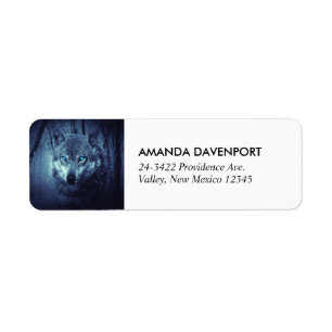 Magical Wild Wolf mit Phantastischen blauen Augen