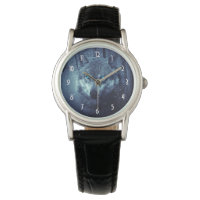 Magical Wild Wolf mit Phantastischen blauen Augen