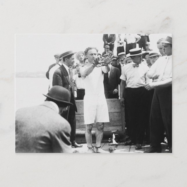 Magician Harry Houdini Überboard Box Escape 1912 Postkarte (Vorderseite)
