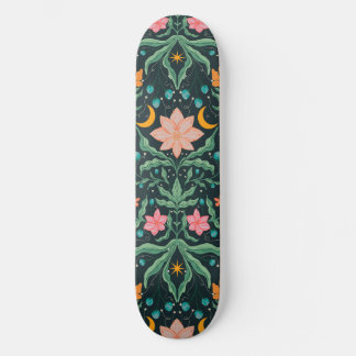 Magische Blume in der Sternennacht Skateboard