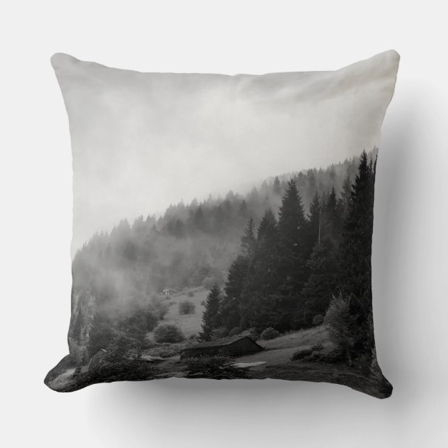 Magische, coole Natur im Nebel Kissen (Vorderseite)