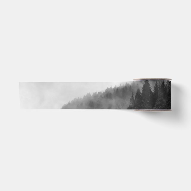 Magische, coole Natur im Nebel Satinband (Vorderseite)