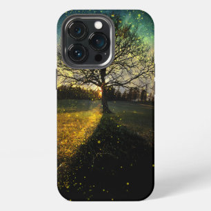 Magische Glühwürmchen träumerische Landschaft iPhone 13 Pro Hülle