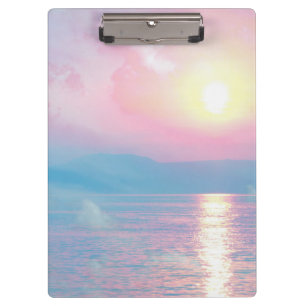 Magische Landschaft in rosa Sonnenuntergang Klemmbrett