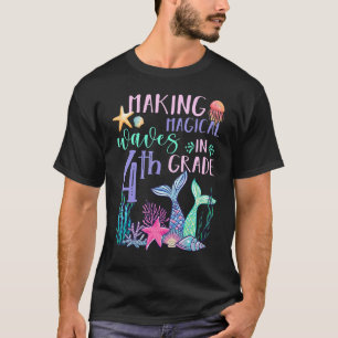 Magische Wellen in der 4. T-Shirt