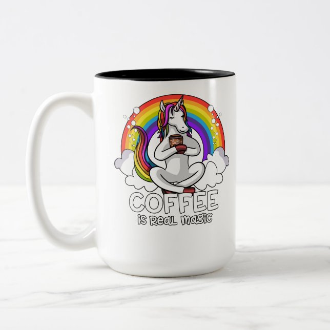 Magischer Einhorn-Kaffee-trinkender Liebhaber Zweifarbige Tasse (Links)