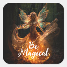 Magischer Fairy Angel mit Flügeln in Forest Pixie