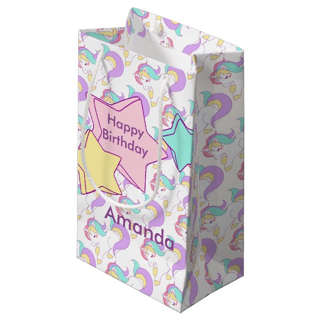 Magischer Regenbogen Birthday Unicorns Party Kleine Geschenktüte (Vorderseite Schrägansicht)