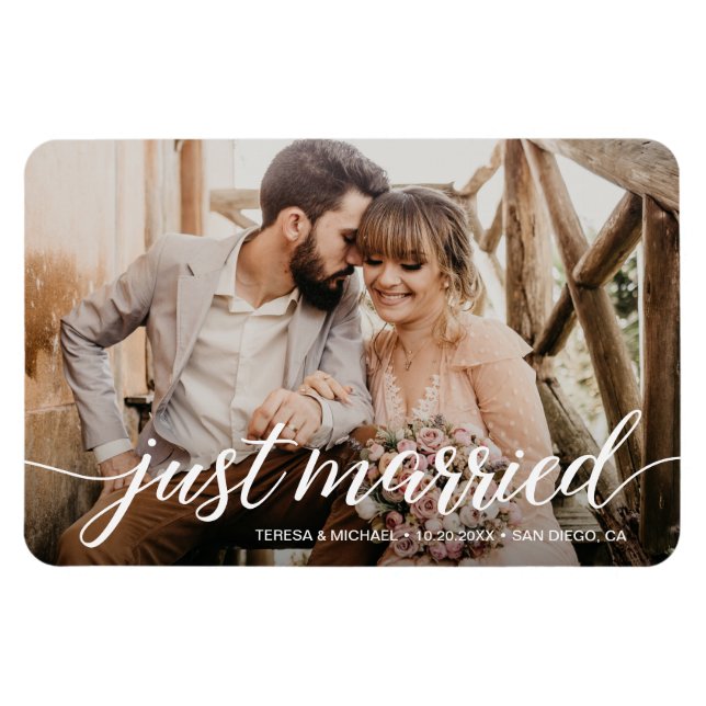 Magnet Flexible Charming Just Married Script Superposition photo (Horizontal)