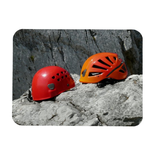 Magnet Flexible Climbing Helmets on a Rock Aimant (Horizontal)