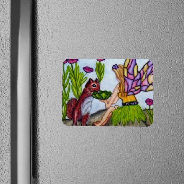 Magnet Flexible Écureuil Feuille de fée ailes en verre (Fairy stained glass wings sharing drink with squirrel flowers on rectangular magnet.)