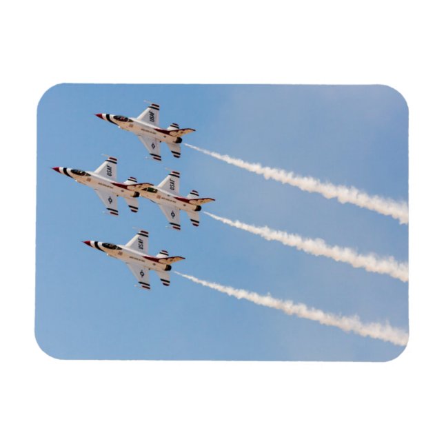 Magnet Flexible Four F-16 Thunderbirds fly in close formation (Horizontal)