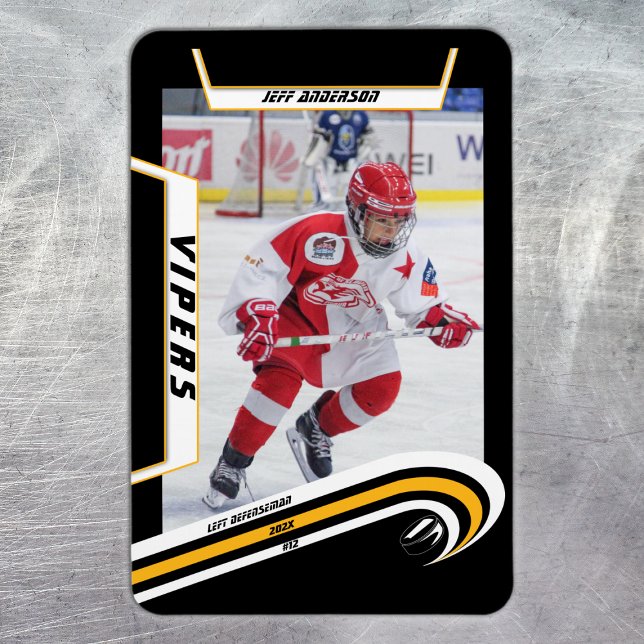 Magnet Flexible Joueur De Hockey Sur Glace Garder L'Épée Sur Le Ja (Ice Hockey: Stand out with this yellow jersey magnet featuring customizable player image, logo!)