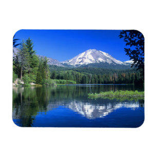 Magnet Flexible Le mont Lassen s'élève au-dessus du lac Manzanita