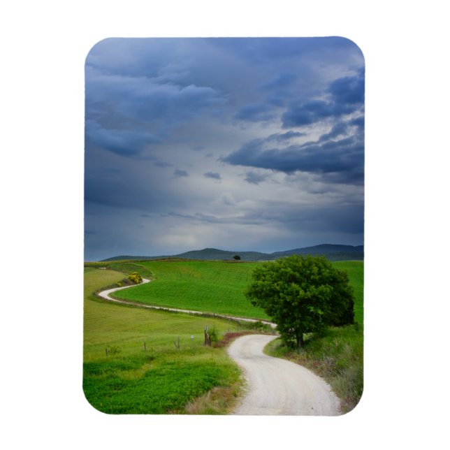 Magnet Flexible Route sinueuse sous un ciel sombre (Vertical)