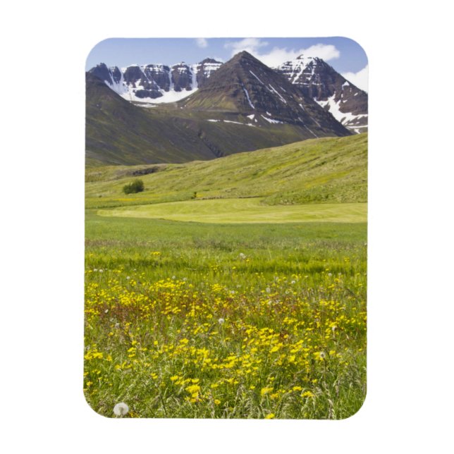 Magnet Flexible Scenic landscape of Svarfadardalur valley (Vertical)