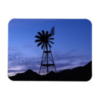 Silhouette d'un moulin à vent