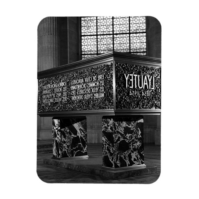 Magnet Flexible Tombe Lyautey du Maréchal de France Paris 1970 (Vertical)