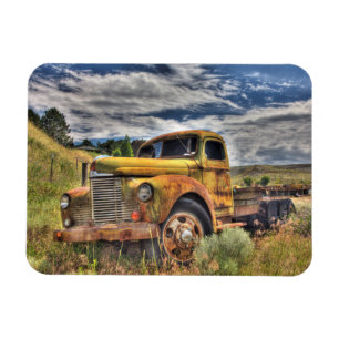 Magnet Flexible Vieux camion abandonné dans le domaine