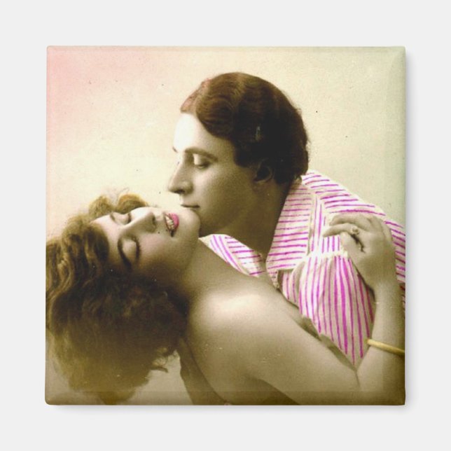 Magnet - Love Embrace (Devant)