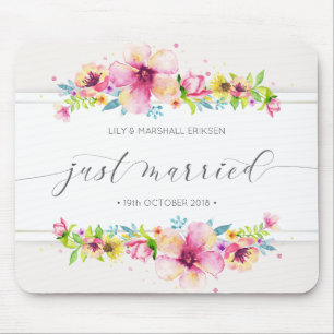 Magnifique mariage juste célébré Tapis de souris