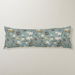 Magnolia Grove with Owls in Duck egg blue Seitenschläferkissen
