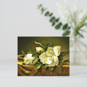 Magnolien auf goldenem Samtstoff Postkarte