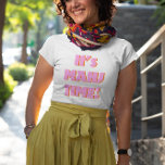 Mahj Mahjong Mah Jongg Pink Zitat Niedlich Spaß T-Shirt<br><div class="desc">Zeigen Sie Ihre Liebe für Mahjong im Stil mit diesem Mahj Mahjong Pink Quote T - Shirt. Das spielerische Design bietet ein lustiges Zitat in lebhaftem Rosa und ist somit die perfekte Wahl für Spielabende oder lässige Ausflüge. Es ist eine niedliche und komfortable Art, Mahjong mit einer Touch von Persönlichkeit...</div>