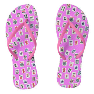MahJongg Fliesen-Design auf rosa Flip Flops