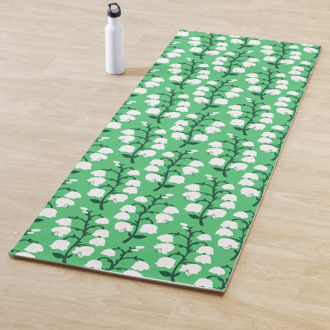 Maiglöckchen auf einer Smaragdgrünen Yogamatte (Beispiel)
