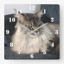 Maine Coon Cat Clock