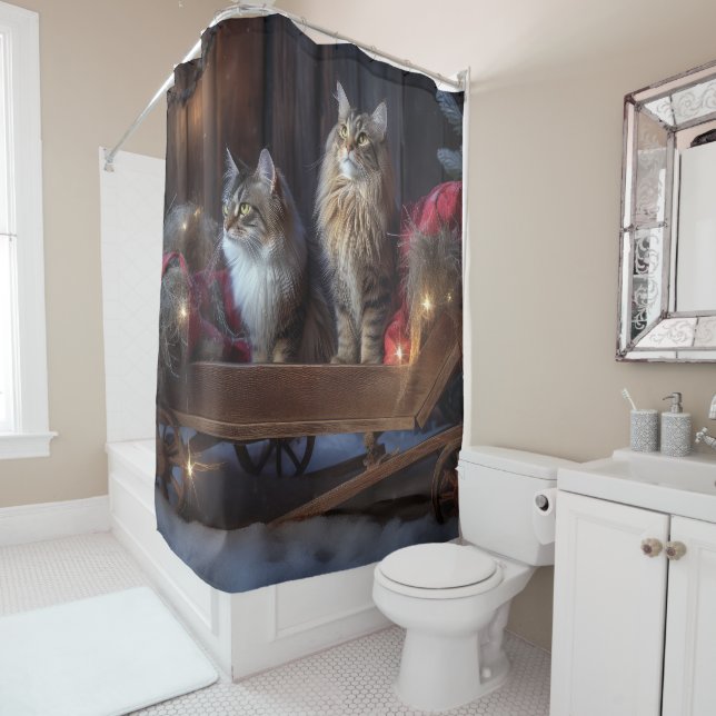 Maine Coon Snowy Sleigh Weihnachtsdekor Duschvorhang (Beispiel)