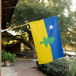 Maine steht mit ukrainischer Flagge